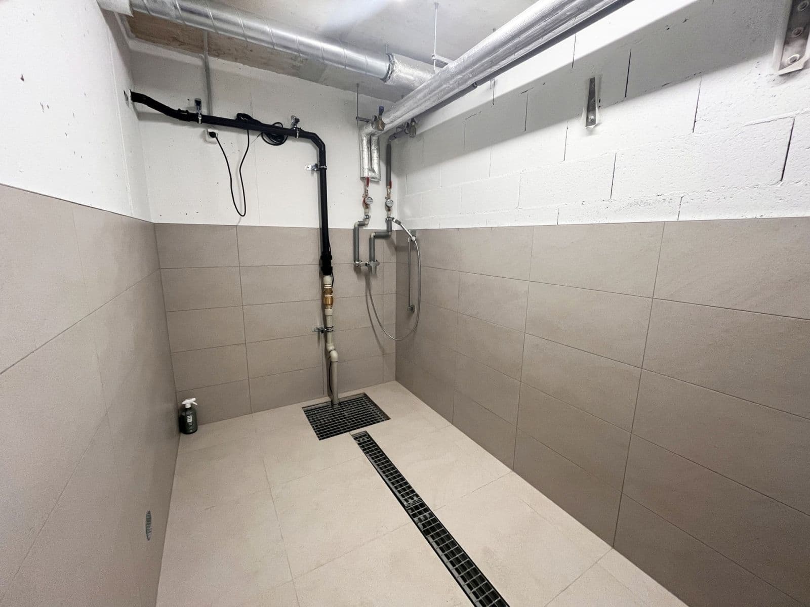 Prenájom bytu 3-izbový 72 m², Hodkovická, Praha, Praha Prenájom bytu 3-izbový 72 m², Hodkovická, Praha, Praha