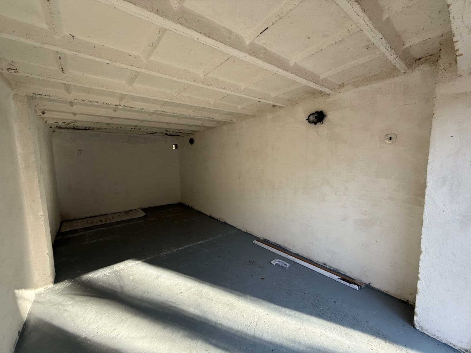 Prenájom garáže 17 m², U Blaženky, Praha, Praha Prenájom garáže 17 m², U Blaženky, Praha, Praha