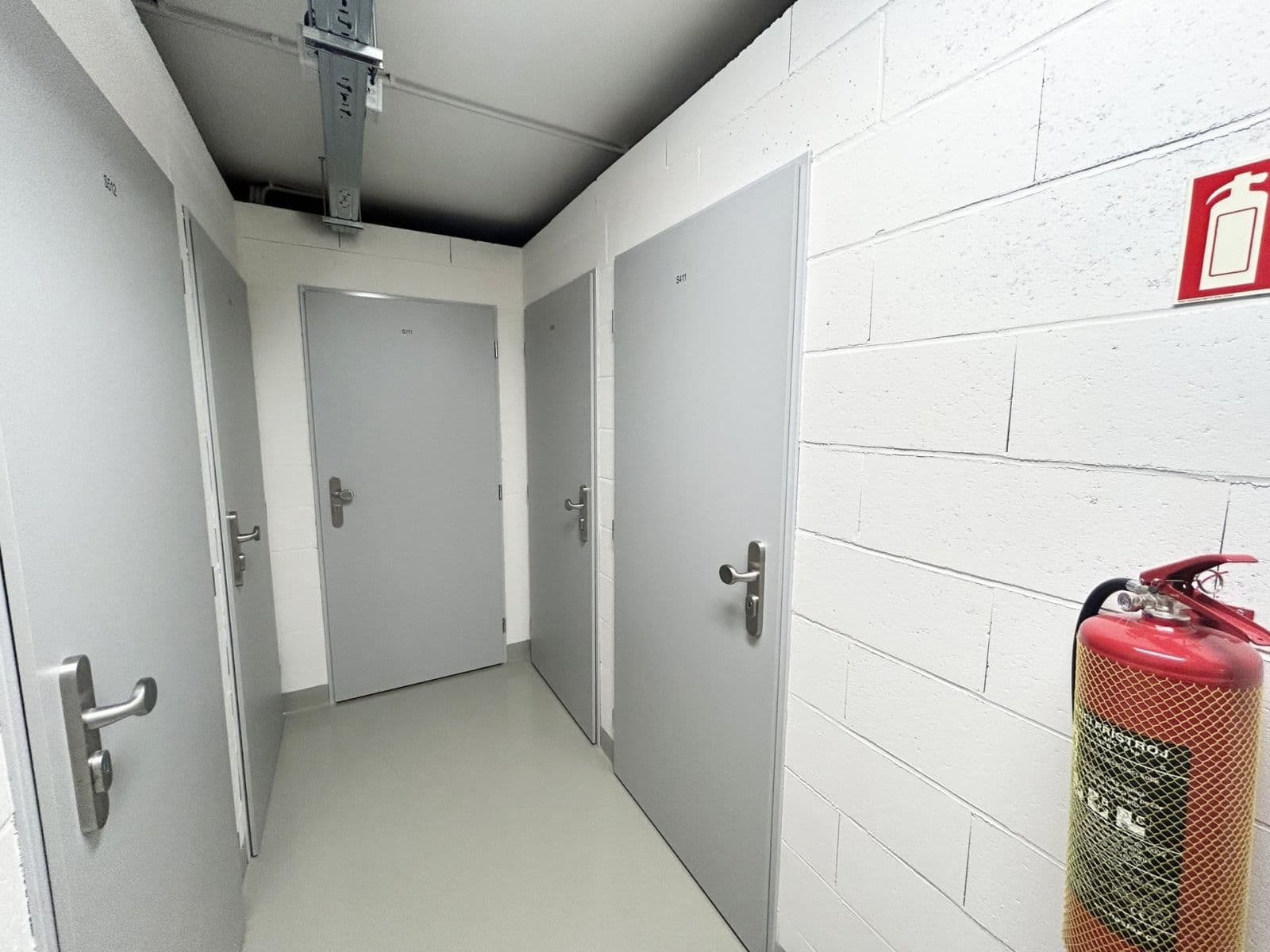 Prenájom bytu 3-izbový 72 m², Strančická, Praha, Praha Prenájom bytu 3-izbový 72 m², Strančická, Praha, Praha