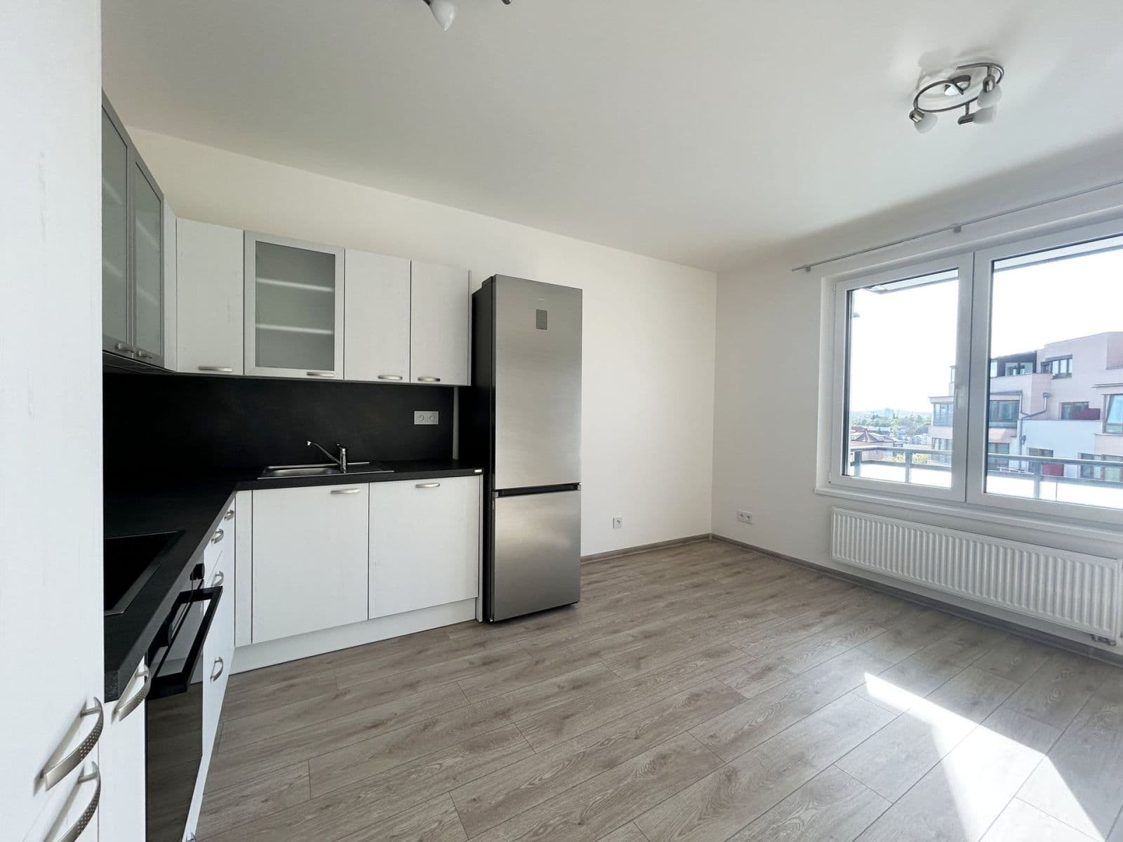 Prenájom bytu 3-izbový 72 m², Strančická, Praha, Praha Prenájom bytu 3-izbový 72 m², Strančická, Praha, Praha