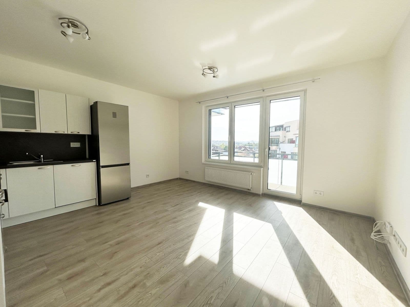 Prenájom bytu 3-izbový 72 m², Strančická, Praha, Praha Prenájom bytu 3-izbový 72 m², Strančická, Praha, Praha