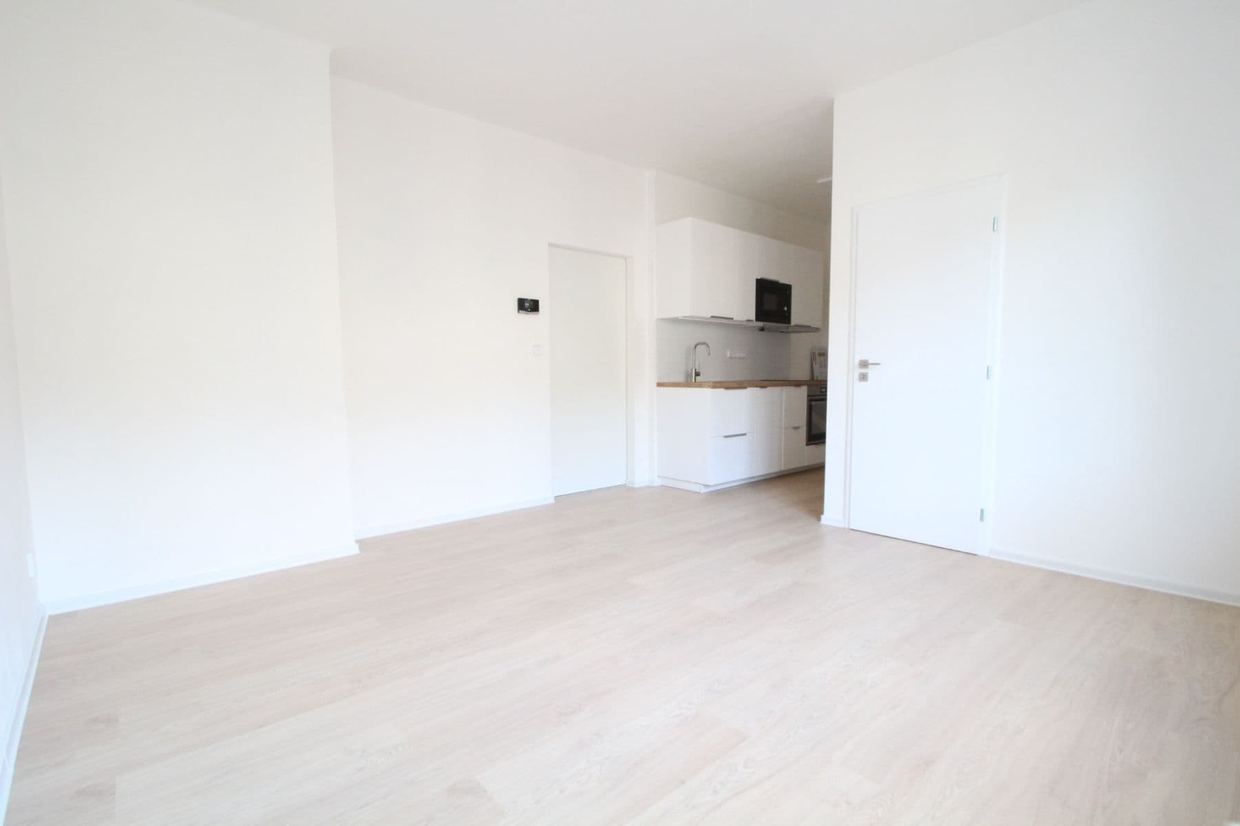 Prenájom bytu 2-izbový 40 m², Koulova, Praha, Praha Prenájom bytu 2-izbový 40 m², Koulova, Praha, Praha