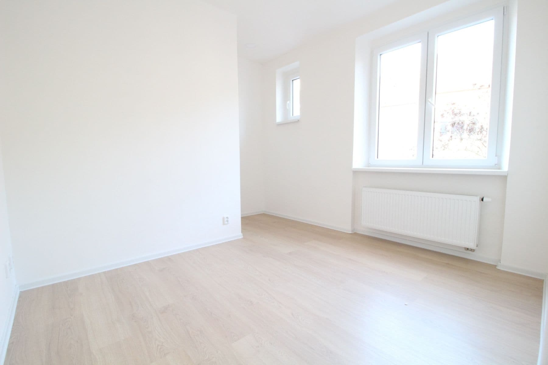 Prenájom bytu 2-izbový 40 m², Koulova, Praha, Praha Prenájom bytu 2-izbový 40 m², Koulova, Praha, Praha