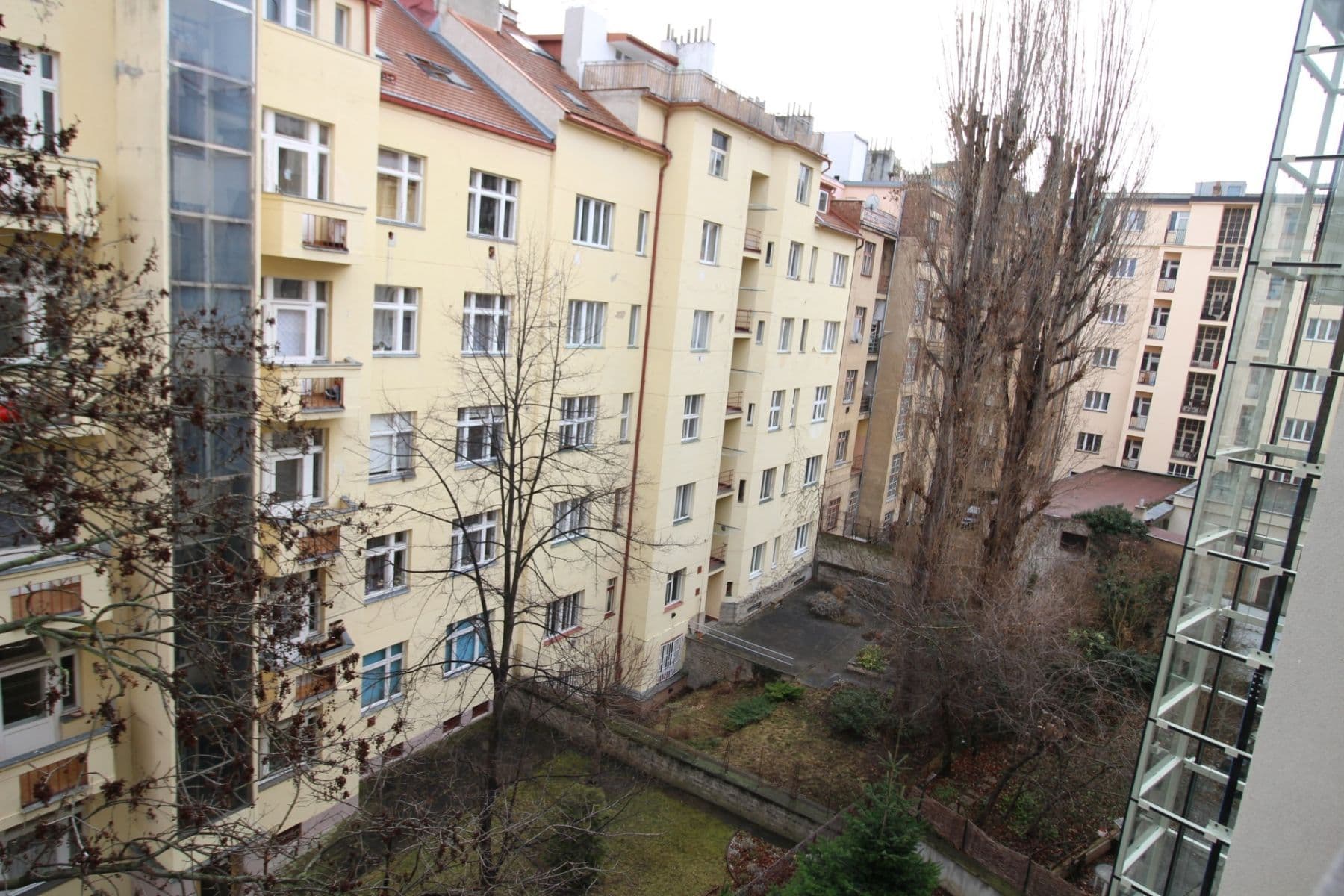 Prenájom bytu 2-izbový 40 m², Koulova, Praha, Praha Prenájom bytu 2-izbový 40 m², Koulova, Praha, Praha