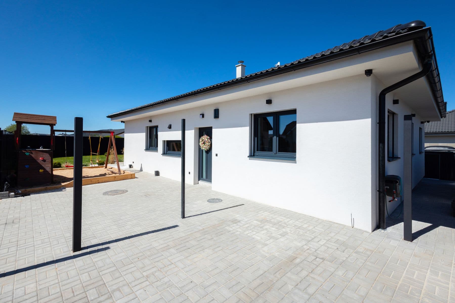 Predaj domu 144 m², pozemek 483 m², Bavoryně, Středočeský kraj Predaj domu 144 m², pozemek 483 m², Bavoryně, Středočeský kraj
