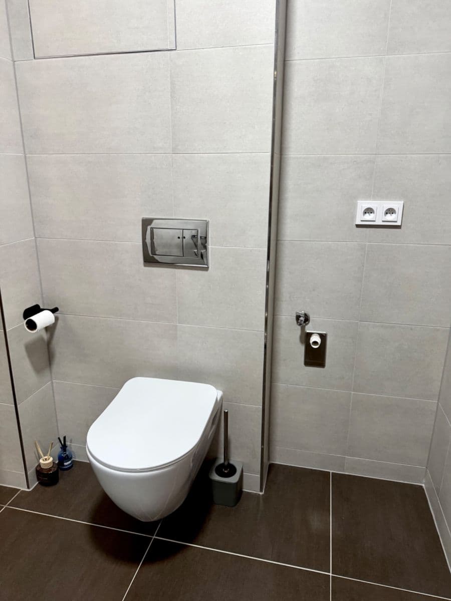 Prenájom bytu 1-izbový 42 m², Hřbitovní, Plzeň, Plzeňský kraj Prenájom bytu 1-izbový 42 m², Hřbitovní, Plzeň, Plzeňský kraj