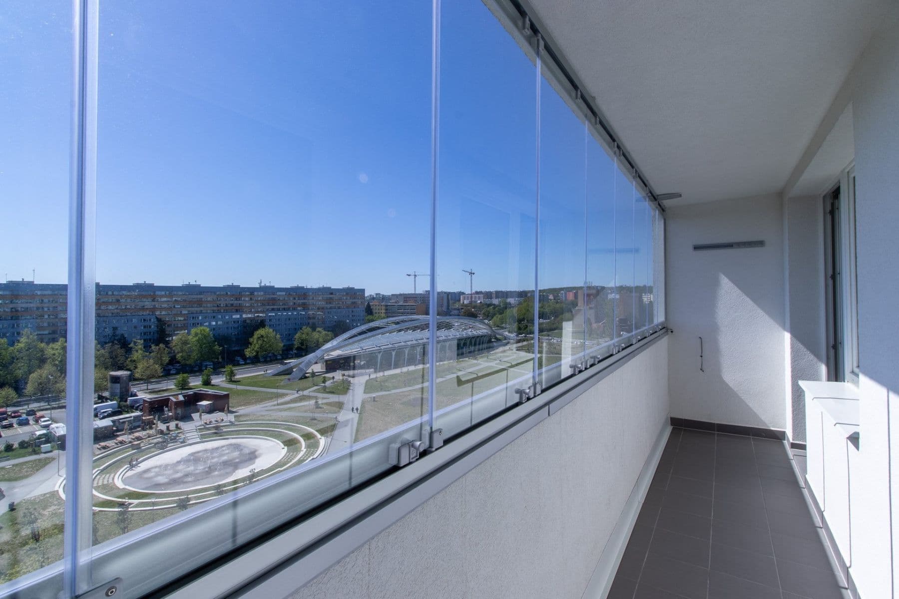 Prenájom bytu 3-izbový 70 m², Jablonecká, Praha, Praha Prenájom bytu 3-izbový 70 m², Jablonecká, Praha, Praha