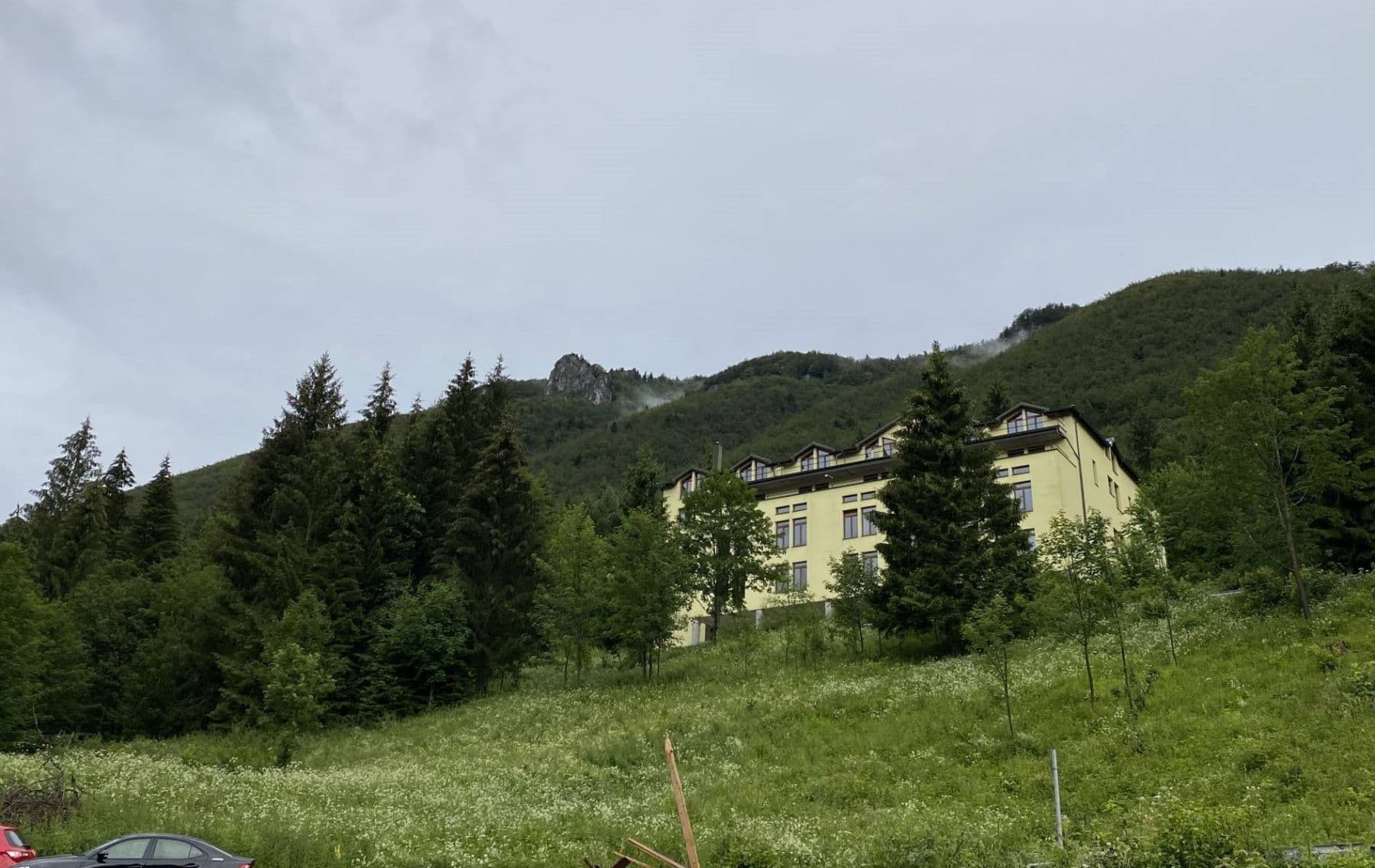 Predaj nebytového priestoru 8.000 m², Terchová, Žilinský kraj Predaj nebytového priestoru 8.000 m², Terchová, Žilinský kraj