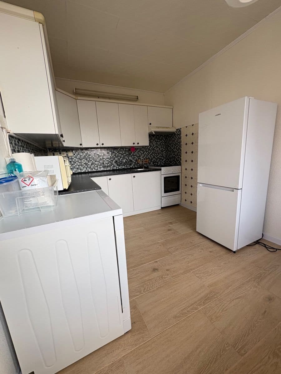 Prenájom bytu 3-izbový 55 m², Sládkovičova, Praha, Praha Prenájom bytu 3-izbový 55 m², Sládkovičova, Praha, Praha