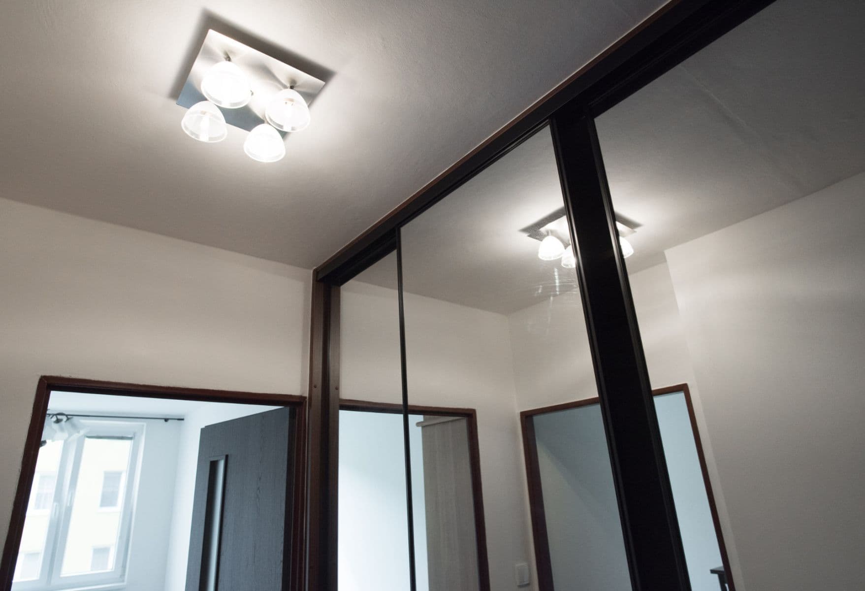 Prenájom bytu 2-izbový 44 m², Uherská, Praha, Praha Prenájom bytu 2-izbový 44 m², Uherská, Praha, Praha