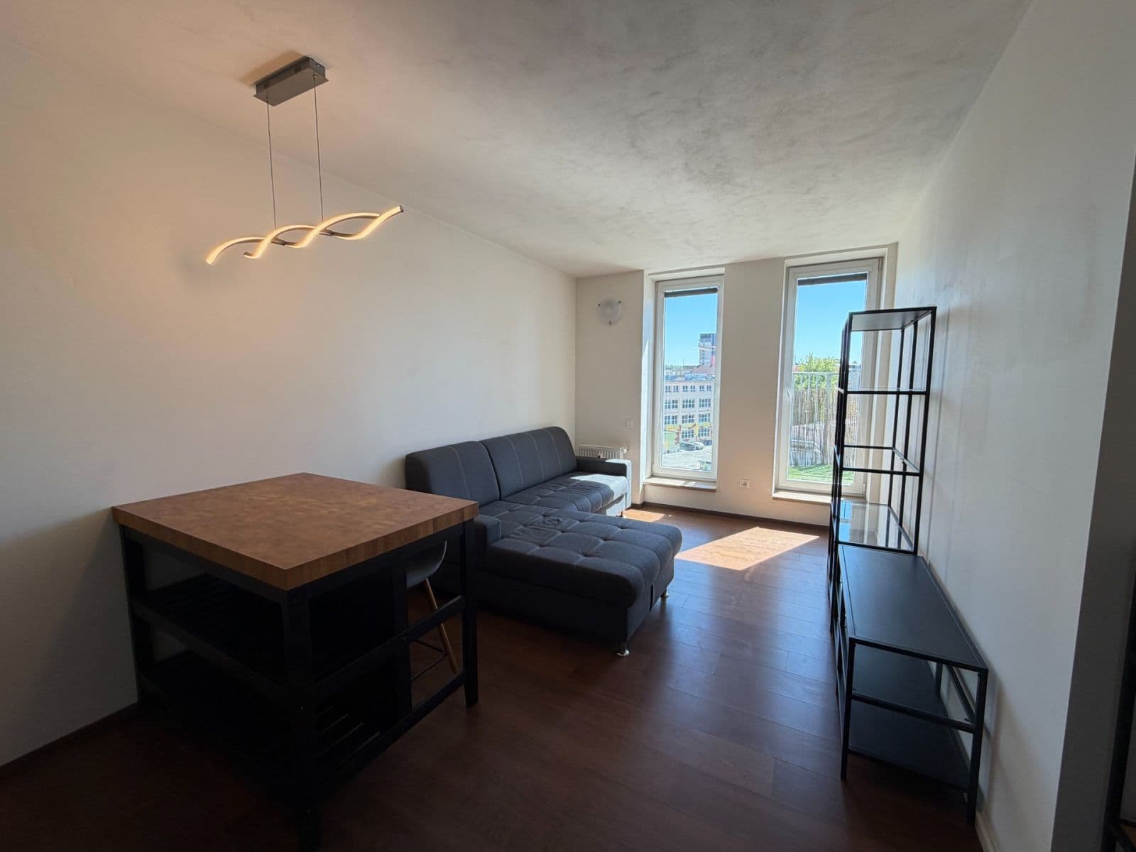 Prenájom bytu 2-izbový 49 m², Jankovcova, Praha, Praha Prenájom bytu 2-izbový 49 m², Jankovcova, Praha, Praha