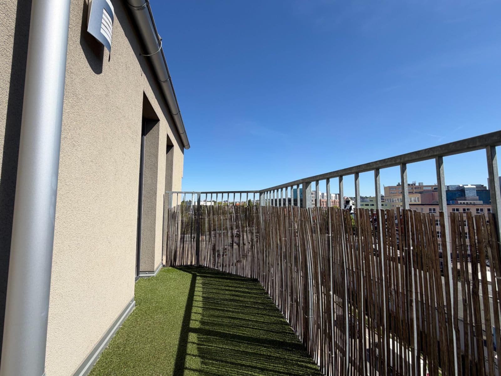 Prenájom bytu 2-izbový 49 m², Jankovcova, Praha, Praha Prenájom bytu 2-izbový 49 m², Jankovcova, Praha, Praha
