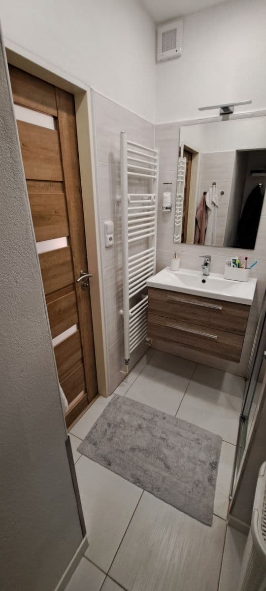 Predaj bytu 3-izbový 68 m², Na Valech, Chotěboř, Kraj Vysočina Predaj bytu 3-izbový 68 m², Na Valech, Chotěboř, Kraj Vysočina
