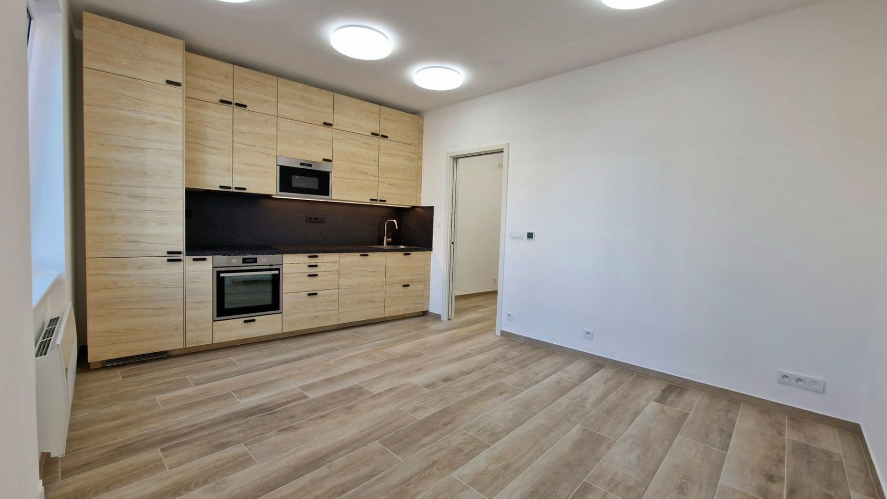 Prenájom bytu 2-izbový 37 m², U Kříže, Praha, Praha Prenájom bytu 2-izbový 37 m², U Kříže, Praha, Praha