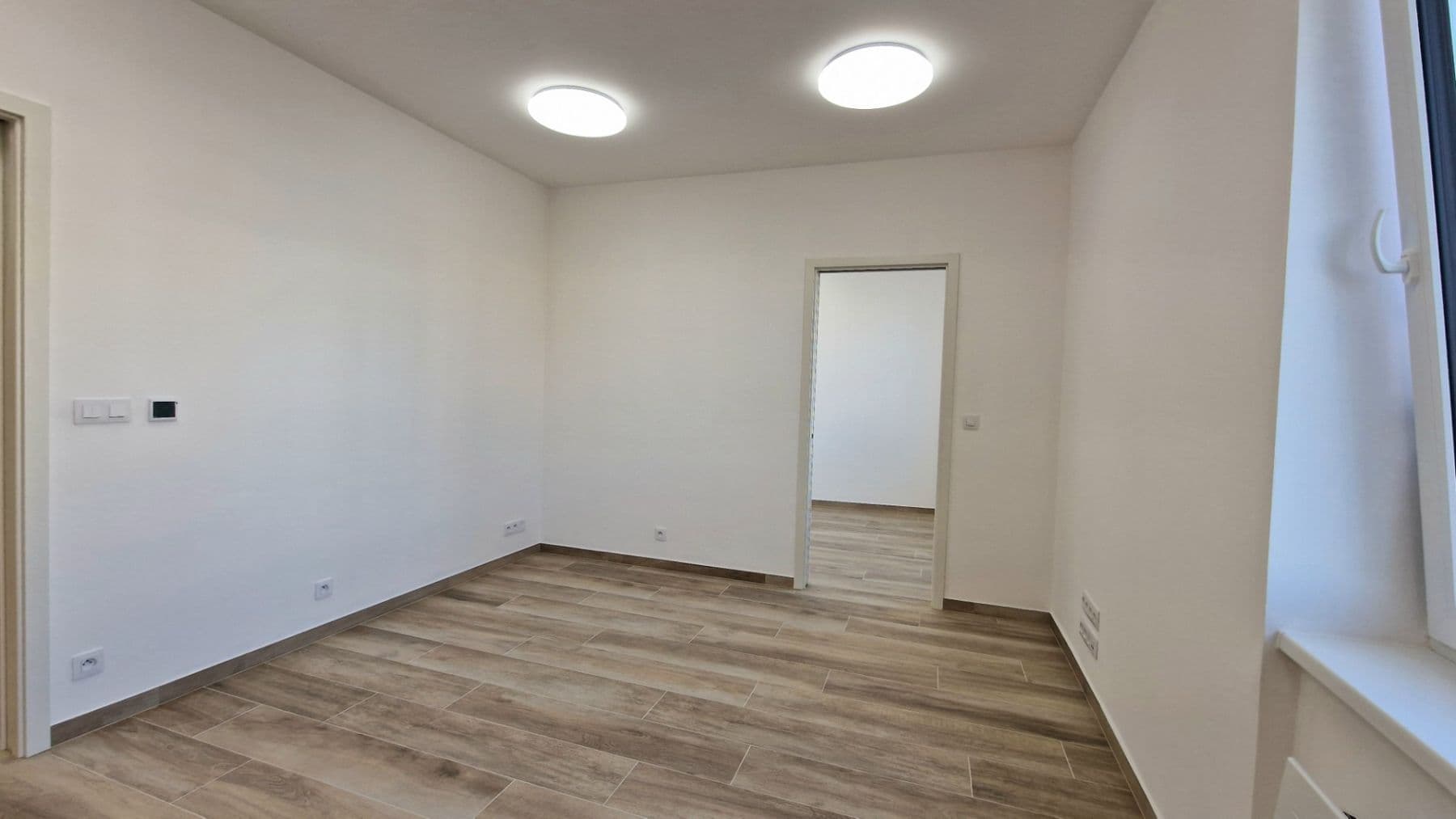 Prenájom bytu 2-izbový 37 m², U Kříže, Praha, Praha Prenájom bytu 2-izbový 37 m², U Kříže, Praha, Praha