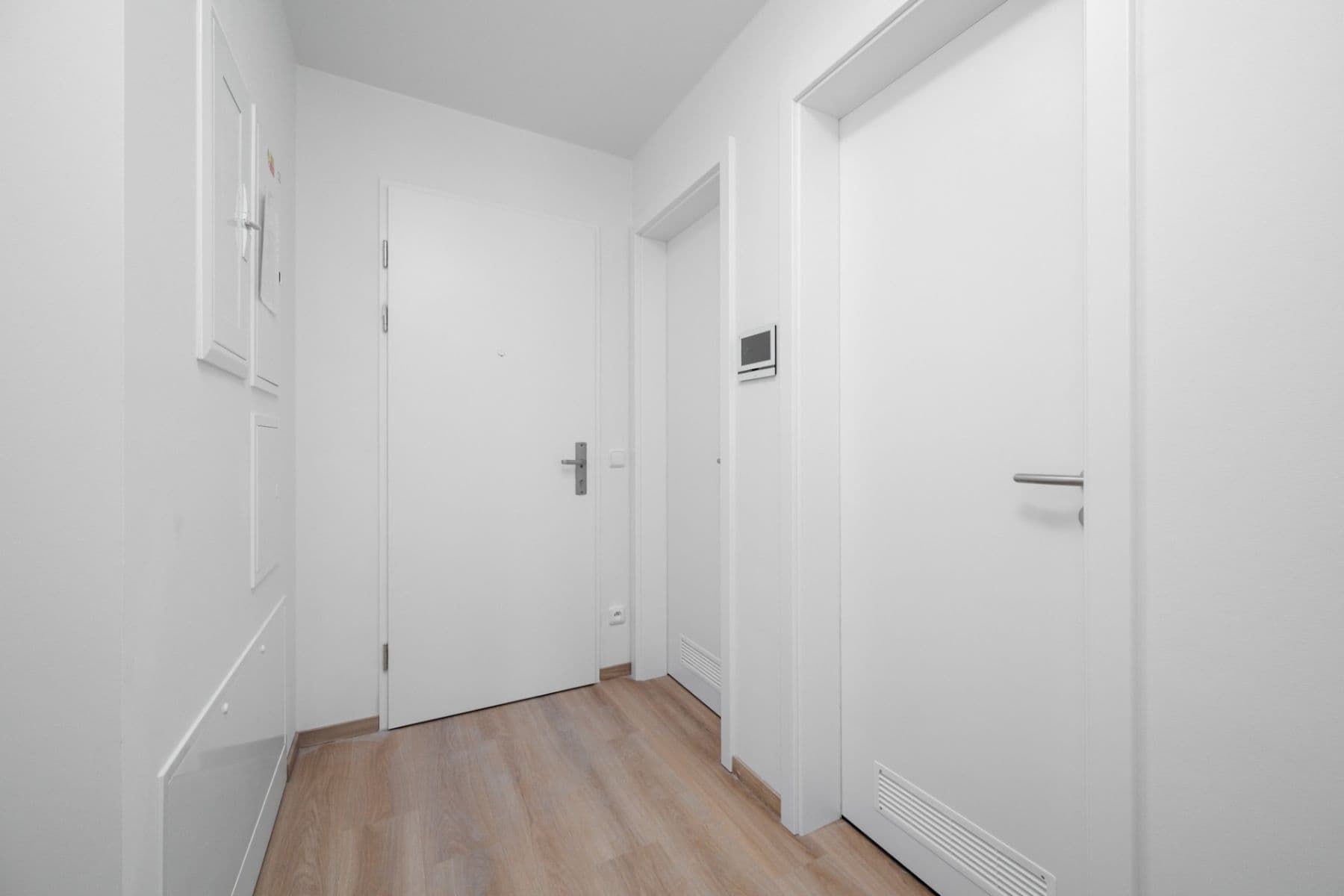 Prenájom bytu 1-izbový 42 m², Nová osada, Jablonec nad Nisou, Liberecký kraj Prenájom bytu 1-izbový 42 m², Nová osada, Jablonec nad Nisou, Liberecký kraj