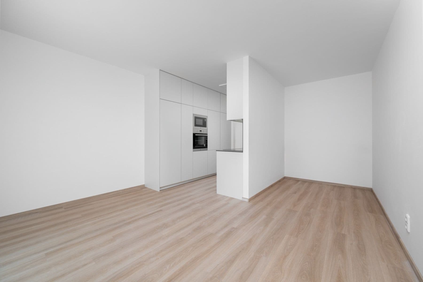 Prenájom bytu 1-izbový 42 m², Nová osada, Jablonec nad Nisou, Liberecký kraj Prenájom bytu 1-izbový 42 m², Nová osada, Jablonec nad Nisou, Liberecký kraj