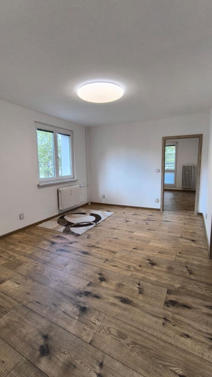 Prenájom bytu 3-izbový 57 m², Volgogradská, Ostrava, Moravskoslezský kraj Prenájom bytu 3-izbový 57 m², Volgogradská, Ostrava, Moravskoslezský kraj