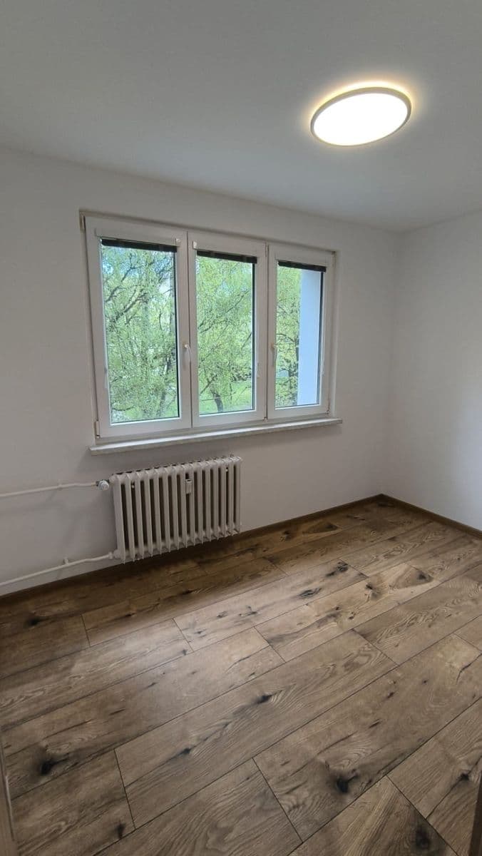 Prenájom bytu 3-izbový 57 m², Volgogradská, Ostrava, Moravskoslezský kraj Prenájom bytu 3-izbový 57 m², Volgogradská, Ostrava, Moravskoslezský kraj