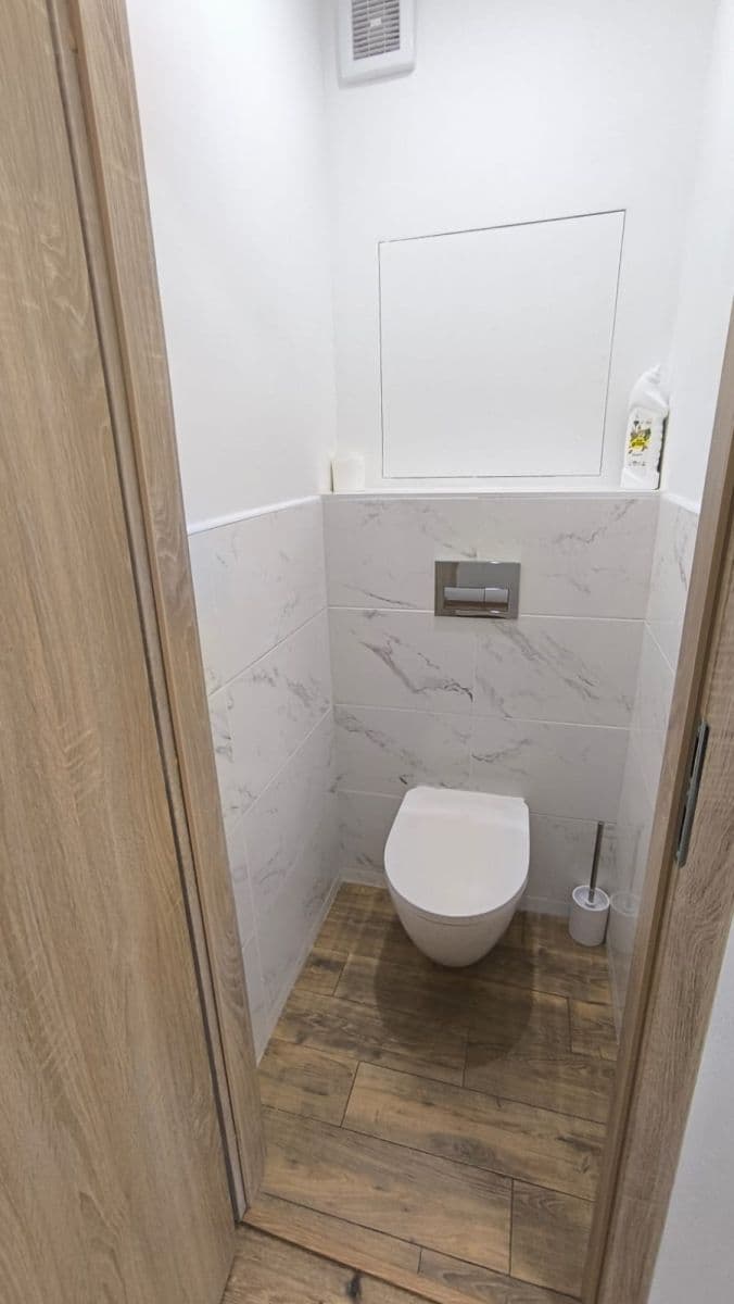 Prenájom bytu 3-izbový 57 m², Volgogradská, Ostrava, Moravskoslezský kraj Prenájom bytu 3-izbový 57 m², Volgogradská, Ostrava, Moravskoslezský kraj