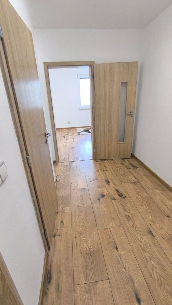 Prenájom bytu 3-izbový 57 m², Volgogradská, Ostrava, Moravskoslezský kraj Prenájom bytu 3-izbový 57 m², Volgogradská, Ostrava, Moravskoslezský kraj
