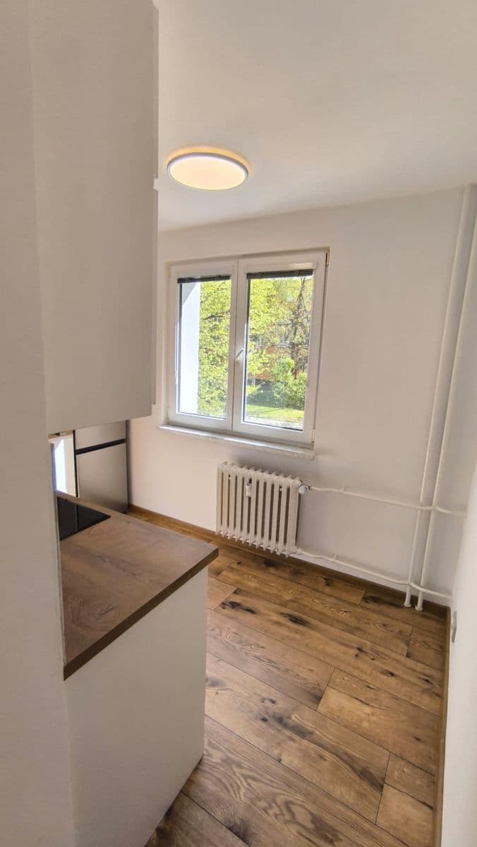 Prenájom bytu 3-izbový 57 m², Volgogradská, Ostrava, Moravskoslezský kraj Prenájom bytu 3-izbový 57 m², Volgogradská, Ostrava, Moravskoslezský kraj