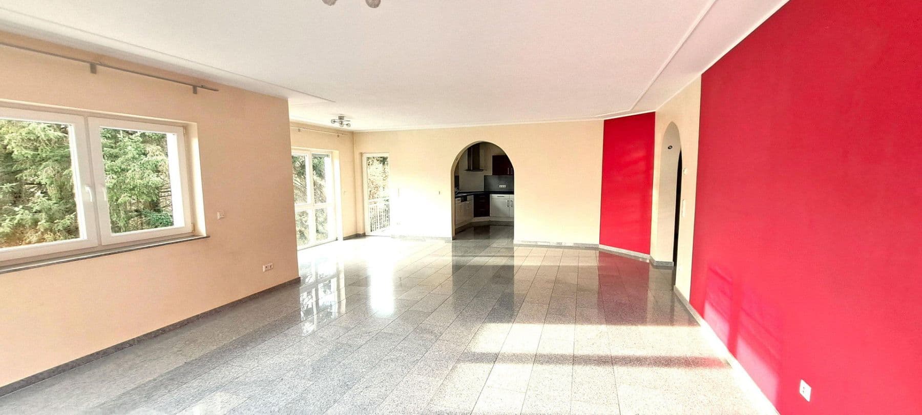 Predaj domu 345 m², pozemek 584 m², Kaiserslautern-Erlenbach, Porýnie-Falcko Predaj domu 345 m², pozemek 584 m², Kaiserslautern-Erlenbach, Porýnie-Falcko