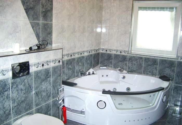 Predaj domu 345 m², pozemek 584 m², Kaiserslautern-Erlenbach, Porýnie-Falcko Predaj domu 345 m², pozemek 584 m², Kaiserslautern-Erlenbach, Porýnie-Falcko