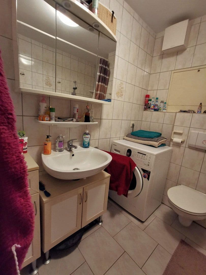 Prenájom bytu 2-izbový 58 m², Graf-Wiprecht-Strasse 15, Groitzsch, Sasko Prenájom bytu 2-izbový 58 m², Graf-Wiprecht-Strasse 15, Groitzsch, Sasko