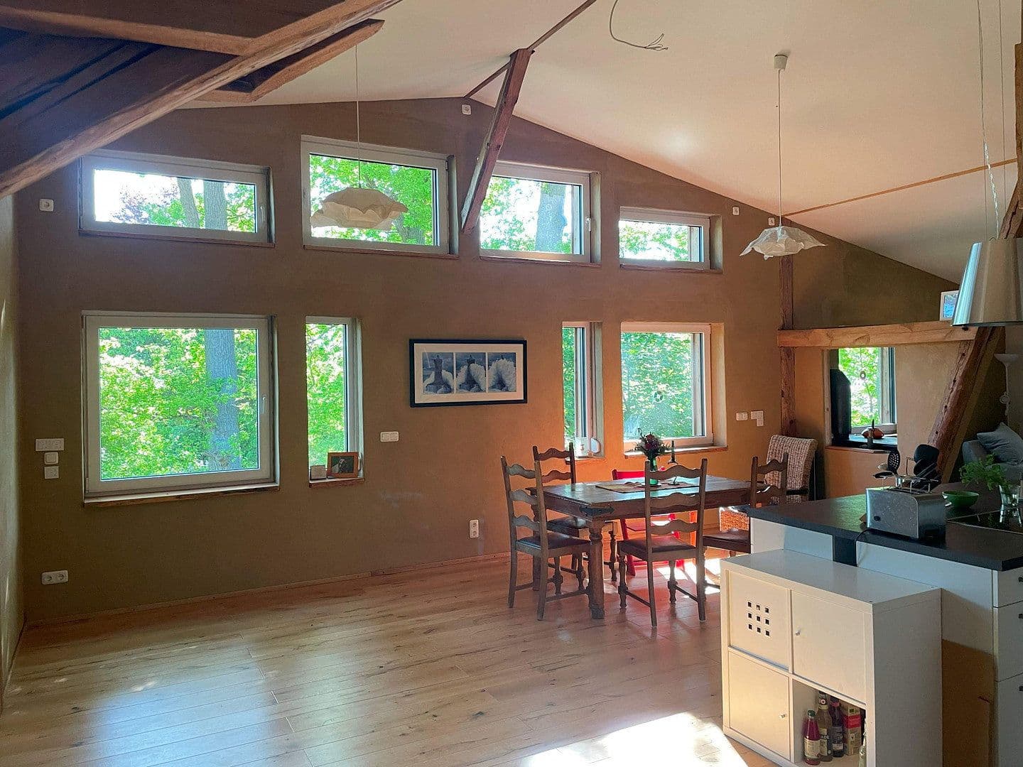 Predaj domu 245 m², pozemek 2.000 m², Rohrstorf 1, Himbergen, Dolné Sasko Predaj domu 245 m², pozemek 2.000 m², Rohrstorf 1, Himbergen, Dolné Sasko