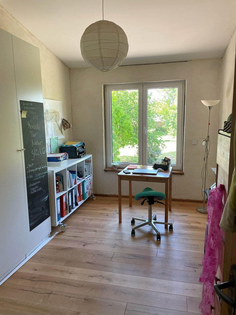 Predaj domu 245 m², pozemek 2.000 m², Rohrstorf 1, Himbergen, Dolné Sasko Predaj domu 245 m², pozemek 2.000 m², Rohrstorf 1, Himbergen, Dolné Sasko