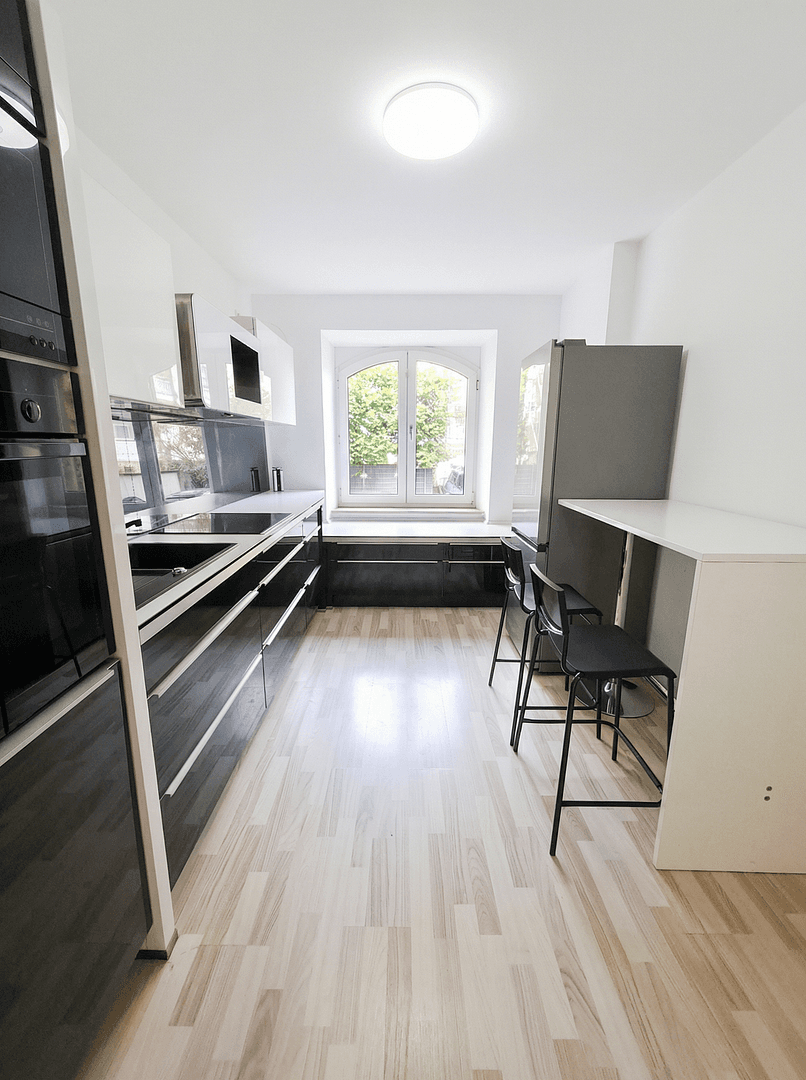 Prenájom bytu 2-izbový 65 m², Thumenberger Weg 17, Nürnberg, Bavorsko Prenájom bytu 2-izbový 65 m², Thumenberger Weg 17, Nürnberg, Bavorsko