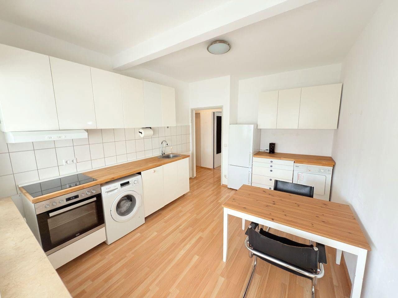 Prenájom bytu 2-izbový 60 m², Friedrichstraße22, Bonn, Severné Porýnie - Westfálsko Prenájom bytu 2-izbový 60 m², Friedrichstraße22, Bonn, Severné Porýnie - Westfálsko