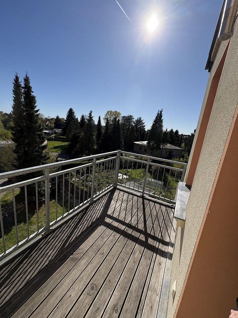 Prenájom bytu 2-izbový 58 m², Engelsdorfer Straße, Leipzig, Sasko Prenájom bytu 2-izbový 58 m², Engelsdorfer Straße, Leipzig, Sasko