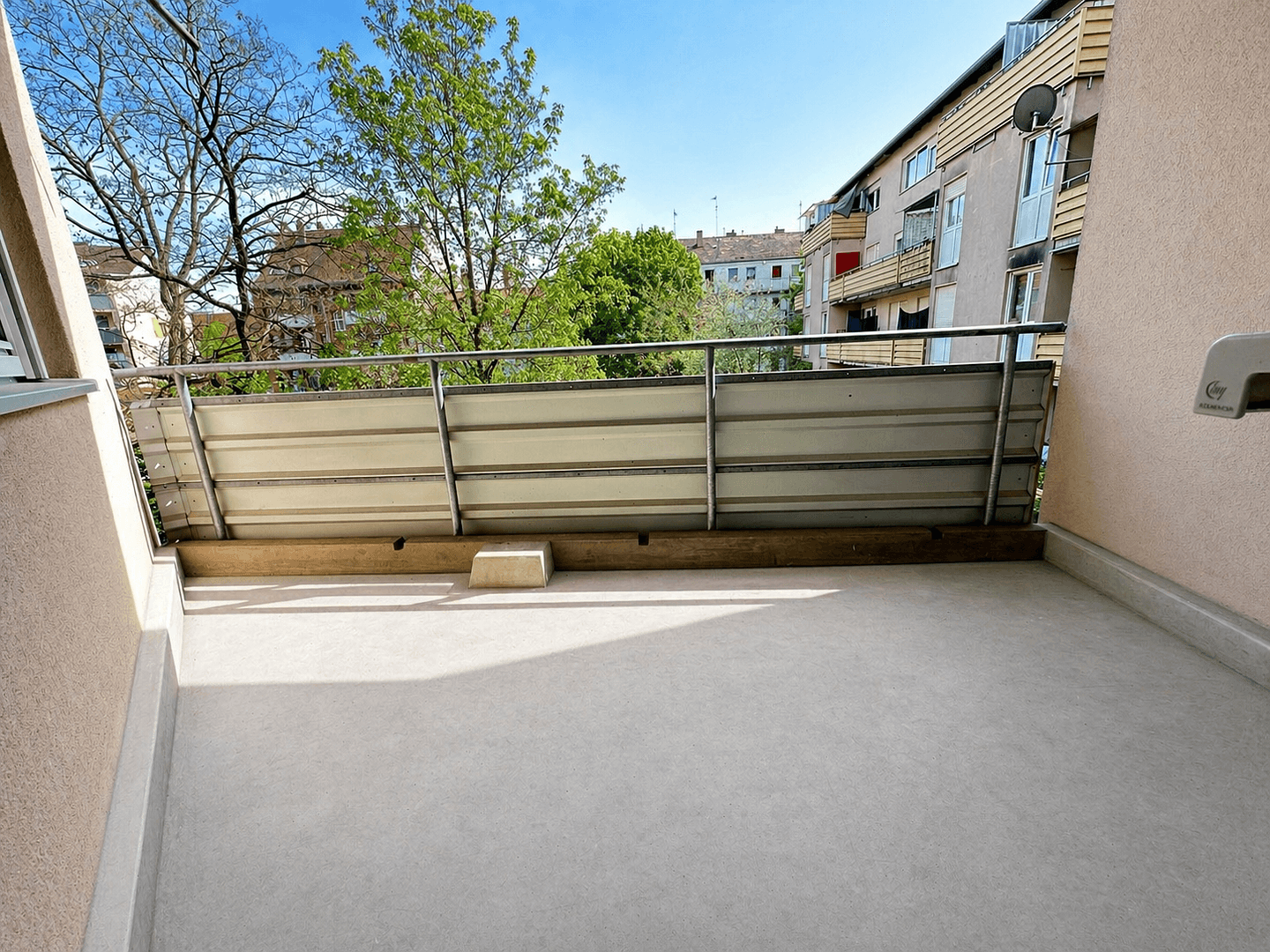 Predaj bytu 4-izbový 106 m², Wolfringstr. 14, Fürth, Bavorsko Predaj bytu 4-izbový 106 m², Wolfringstr. 14, Fürth, Bavorsko
