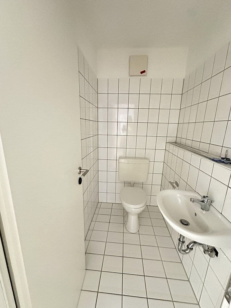 Predaj bytu 4-izbový 106 m², Wolfringstr. 14, Fürth, Bavorsko Predaj bytu 4-izbový 106 m², Wolfringstr. 14, Fürth, Bavorsko