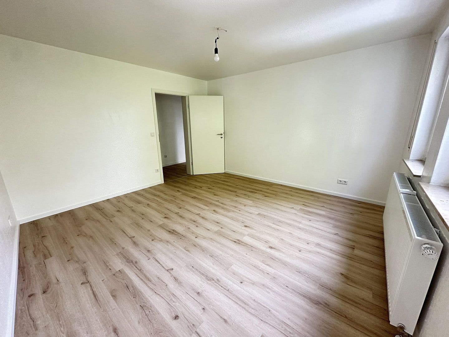 Predaj bytu 4-izbový 106 m², Wolfringstr. 14, Fürth, Bavorsko Predaj bytu 4-izbový 106 m², Wolfringstr. 14, Fürth, Bavorsko