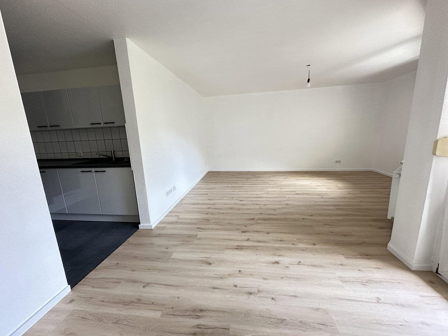 Predaj bytu 4-izbový 106 m², Wolfringstr. 14, Fürth, Bavorsko Predaj bytu 4-izbový 106 m², Wolfringstr. 14, Fürth, Bavorsko