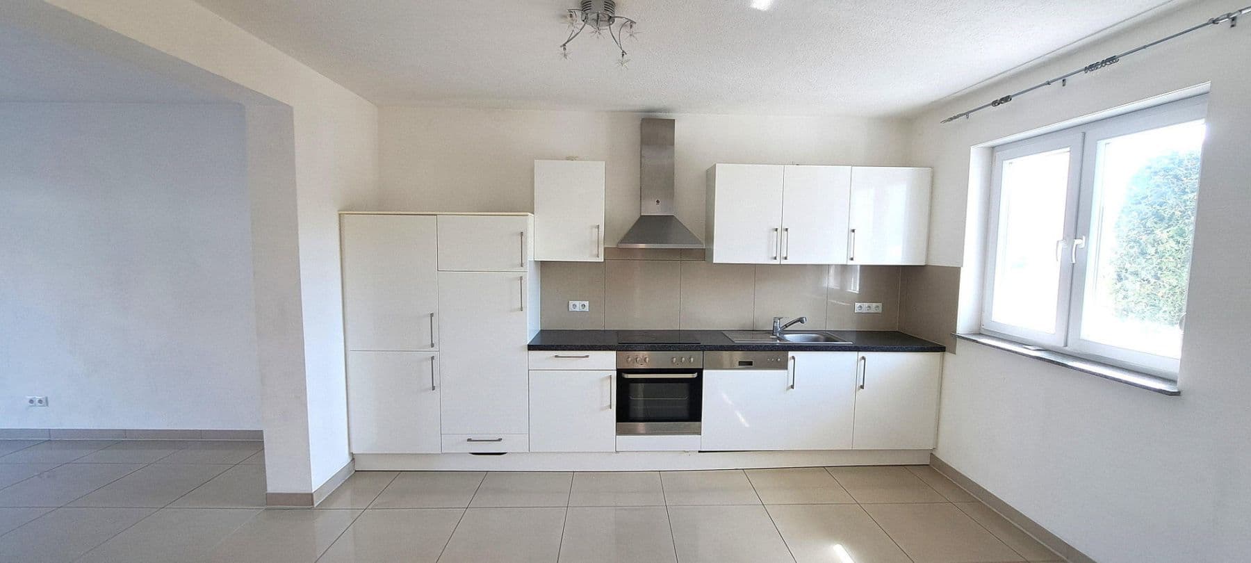 Predaj domu 208 m², pozemek 363 m², In den Langen Ruthen 6, Kaiserslautern, Porýnie-Falcko Predaj domu 208 m², pozemek 363 m², In den Langen Ruthen 6, Kaiserslautern, Porýnie-Falcko