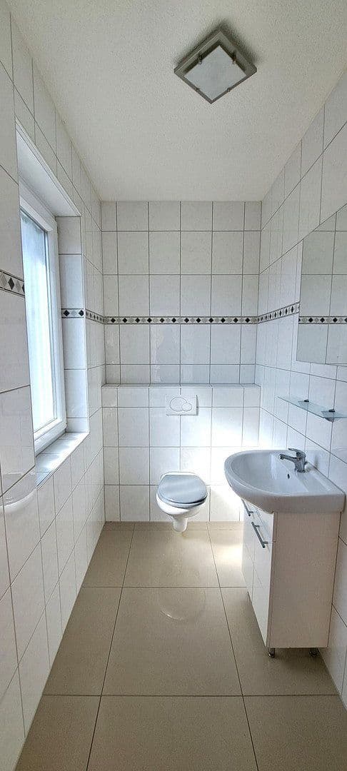 Predaj domu 208 m², pozemek 363 m², In den Langen Ruthen 6, Kaiserslautern, Porýnie-Falcko Predaj domu 208 m², pozemek 363 m², In den Langen Ruthen 6, Kaiserslautern, Porýnie-Falcko