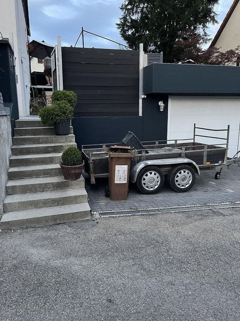 Prenájom domu 140 m², pozemek 555 m², Backnang, Bádensko-Wurttembersko Prenájom domu 140 m², pozemek 555 m², Backnang, Bádensko-Wurttembersko