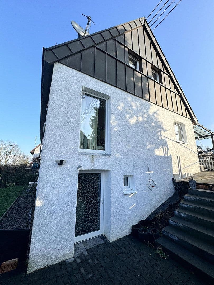 Prenájom domu 140 m², pozemek 555 m², Backnang, Bádensko-Wurttembersko Prenájom domu 140 m², pozemek 555 m², Backnang, Bádensko-Wurttembersko