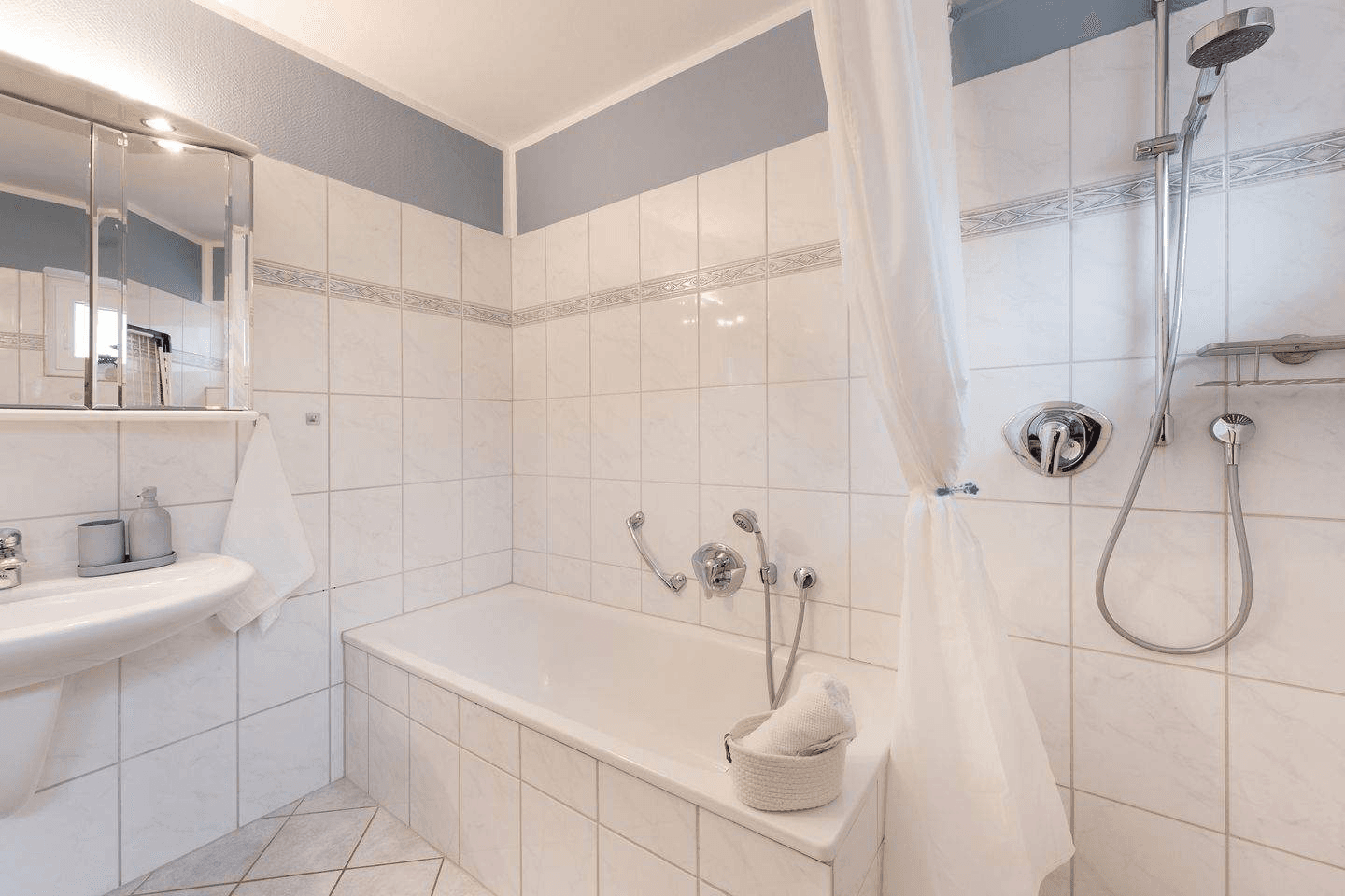 Predaj domu 264 m², pozemek 774 m², Malente-Neukirchen, Šlezvicko-Holštajnsko Predaj domu 264 m², pozemek 774 m², Malente-Neukirchen, Šlezvicko-Holštajnsko