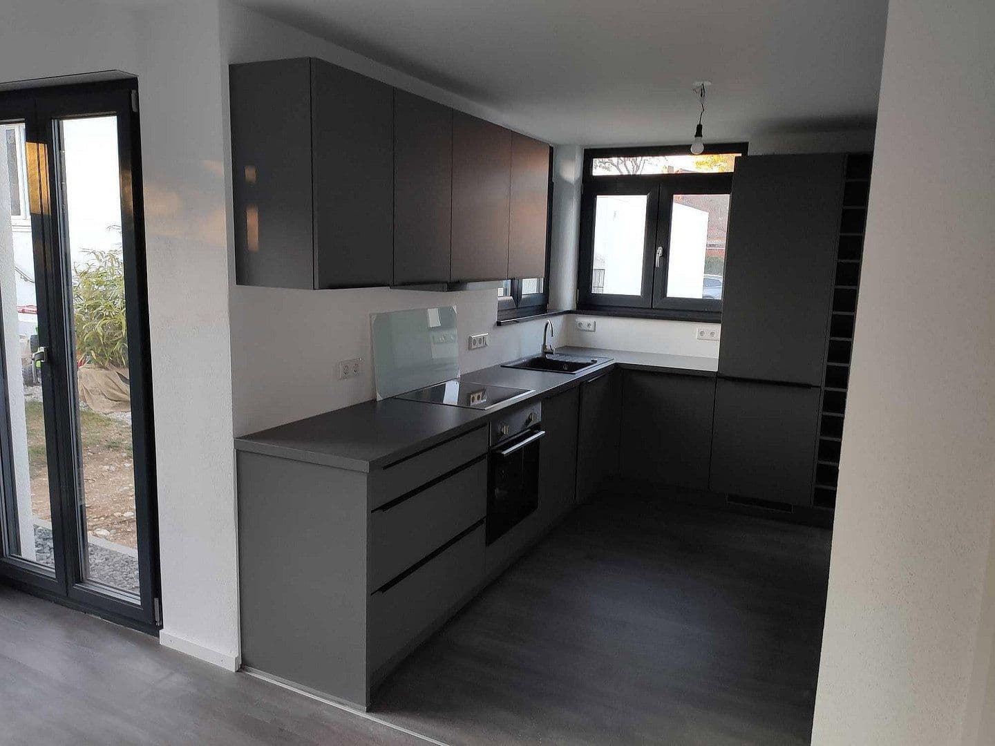 Prenájom domu 145 m², pozemek 350 m², Schopenhauerstr. 2A, Neubiberg, Bavorsko Prenájom domu 145 m², pozemek 350 m², Schopenhauerstr. 2A, Neubiberg, Bavorsko
