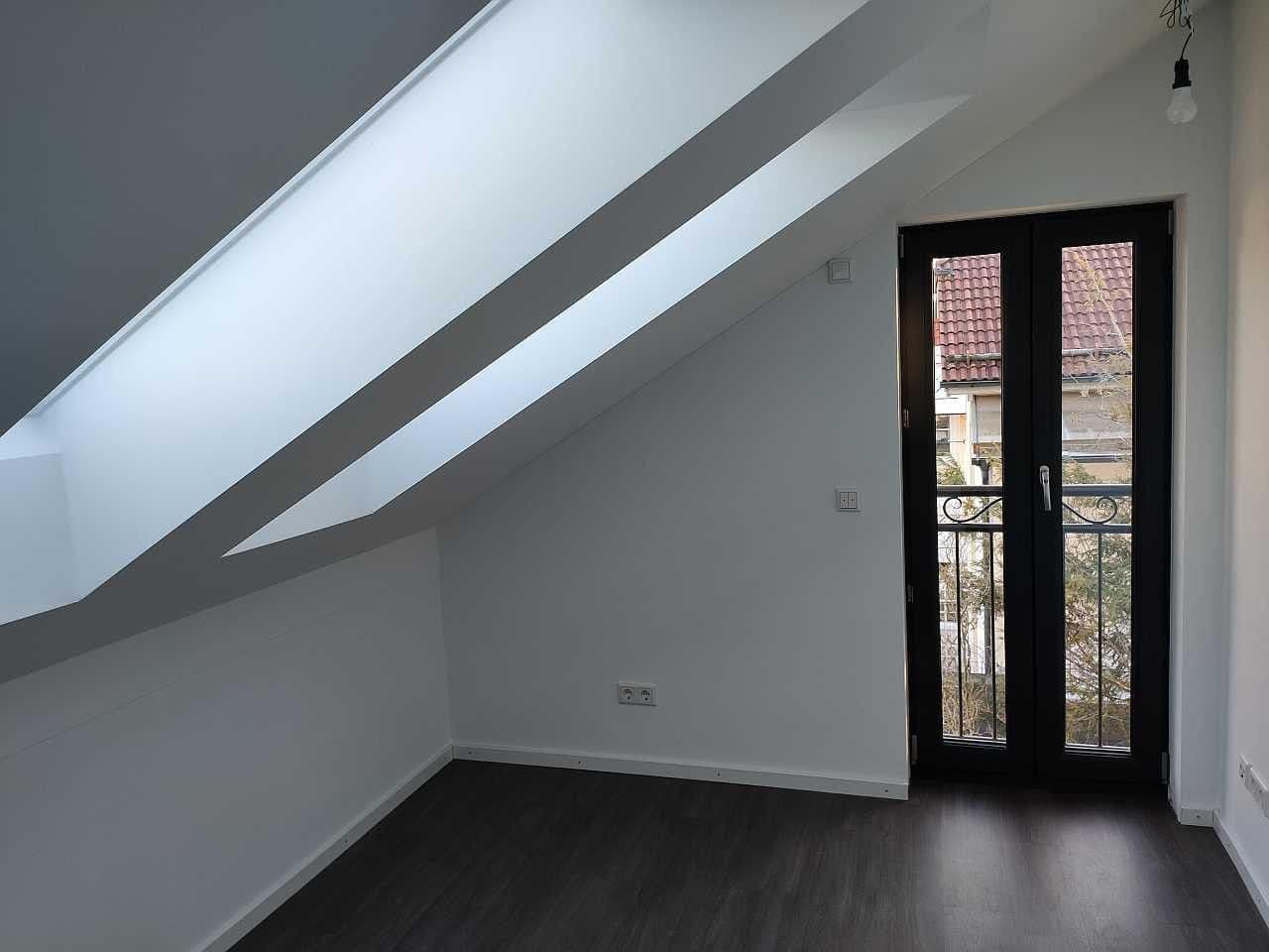 Prenájom domu 145 m², pozemek 350 m², Schopenhauerstr. 2A, Neubiberg, Bavorsko Prenájom domu 145 m², pozemek 350 m², Schopenhauerstr. 2A, Neubiberg, Bavorsko