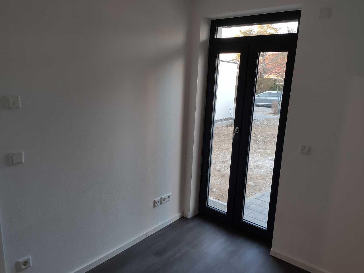 Prenájom domu 145 m², pozemek 350 m², Schopenhauerstr. 2A, Neubiberg, Bavorsko Prenájom domu 145 m², pozemek 350 m², Schopenhauerstr. 2A, Neubiberg, Bavorsko