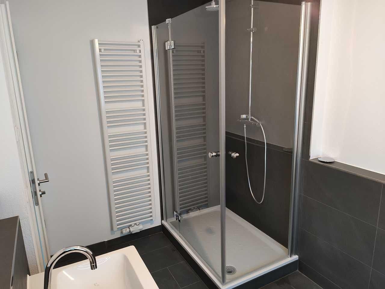 Prenájom domu 145 m², pozemek 350 m², Schopenhauerstr. 2A, Neubiberg, Bavorsko Prenájom domu 145 m², pozemek 350 m², Schopenhauerstr. 2A, Neubiberg, Bavorsko