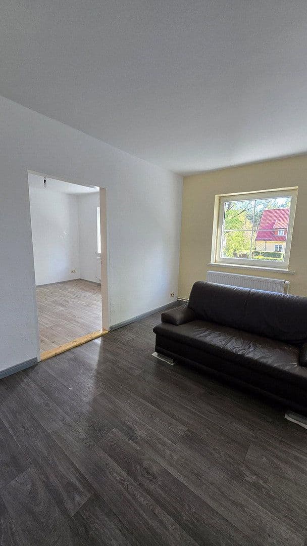 Prenájom bytu 2-izbový 44 m², Oberkrämer, Brandenbursko Prenájom bytu 2-izbový 44 m², Oberkrämer, Brandenbursko