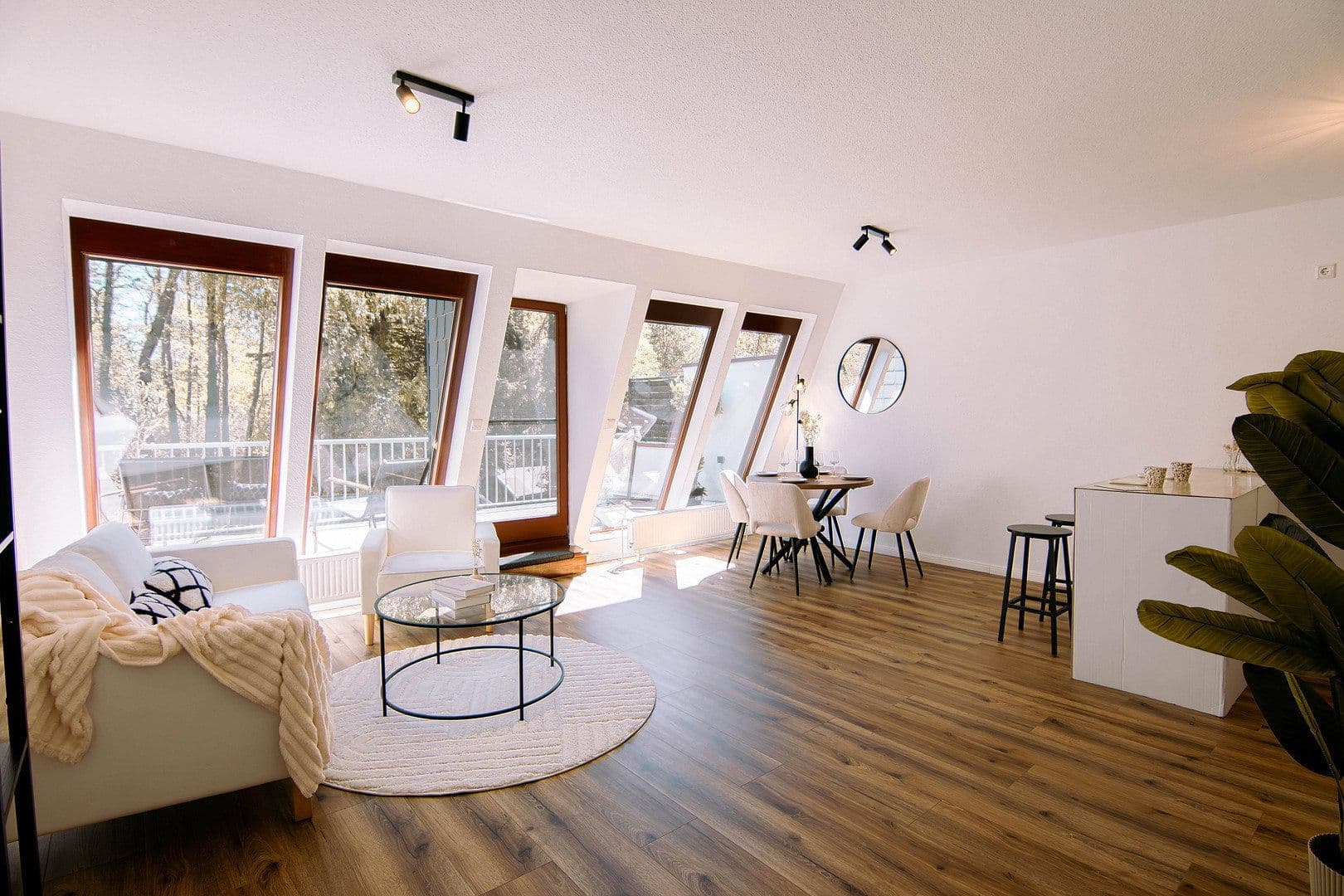 Predaj bytu 4-izbový 87 m², Bremen, Brémy Predaj bytu 4-izbový 87 m², Bremen, Brémy