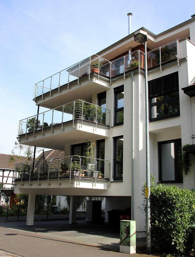 Prenájom bytu 2-izbový 73 m², Siegfeldstr. 1c, Hennef (Sieg), Severné Porýnie - Westfálsko Prenájom bytu 2-izbový 73 m², Siegfeldstr. 1c, Hennef (Sieg), Severné Porýnie - Westfálsko